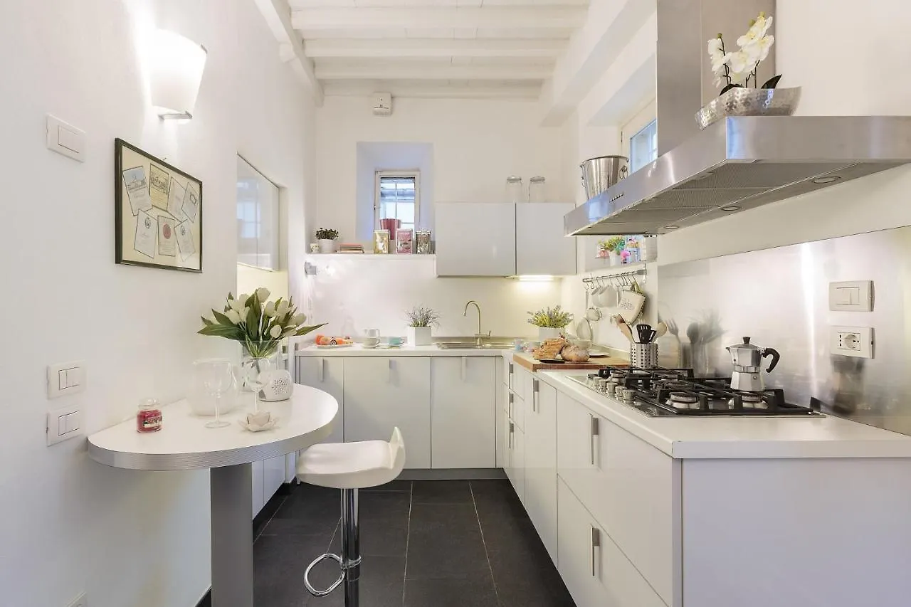 Orchidea Bianca, A 2 Bedrooms 2 Bathrooms Understated Luxury With A Welcoming Ambience Lucca Itália